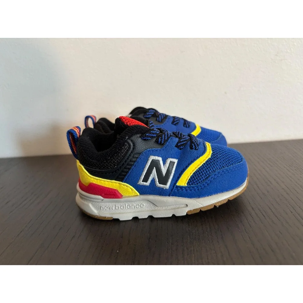 New‎ Balance 997H Bungee Lace Boys Size 3 Blue Yellow Red Sneakers